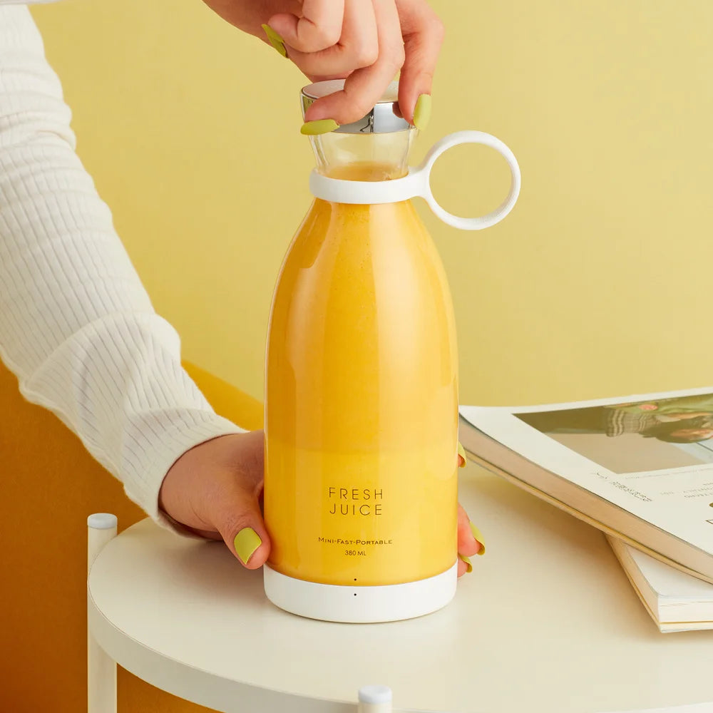 Blend & Go: The Ultimate Portable USB Juicer Blender