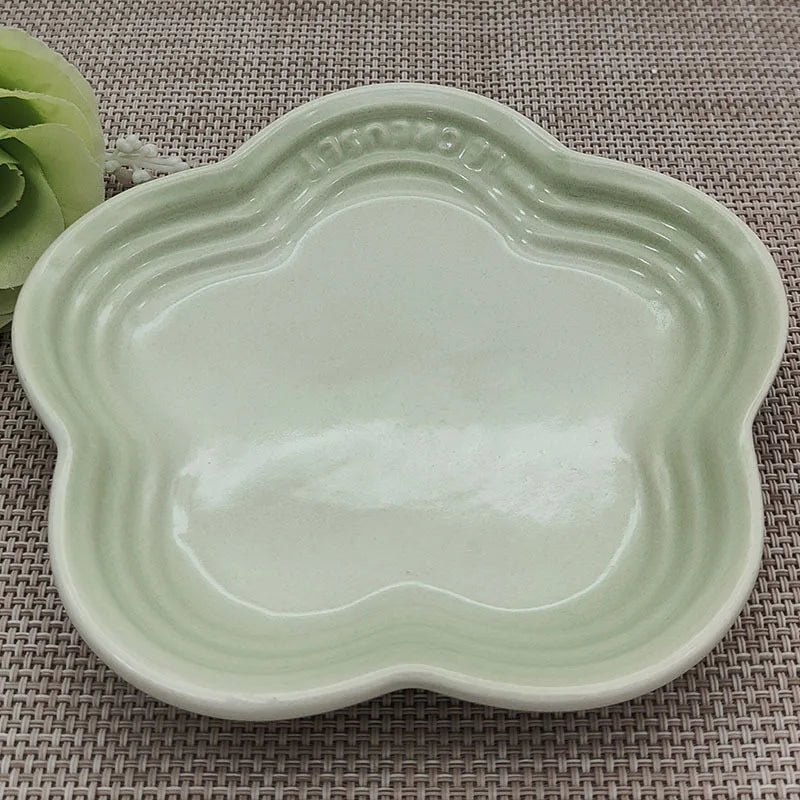 Charming Blossom Ceramic Dish - 5.5 Inch Flower Plate