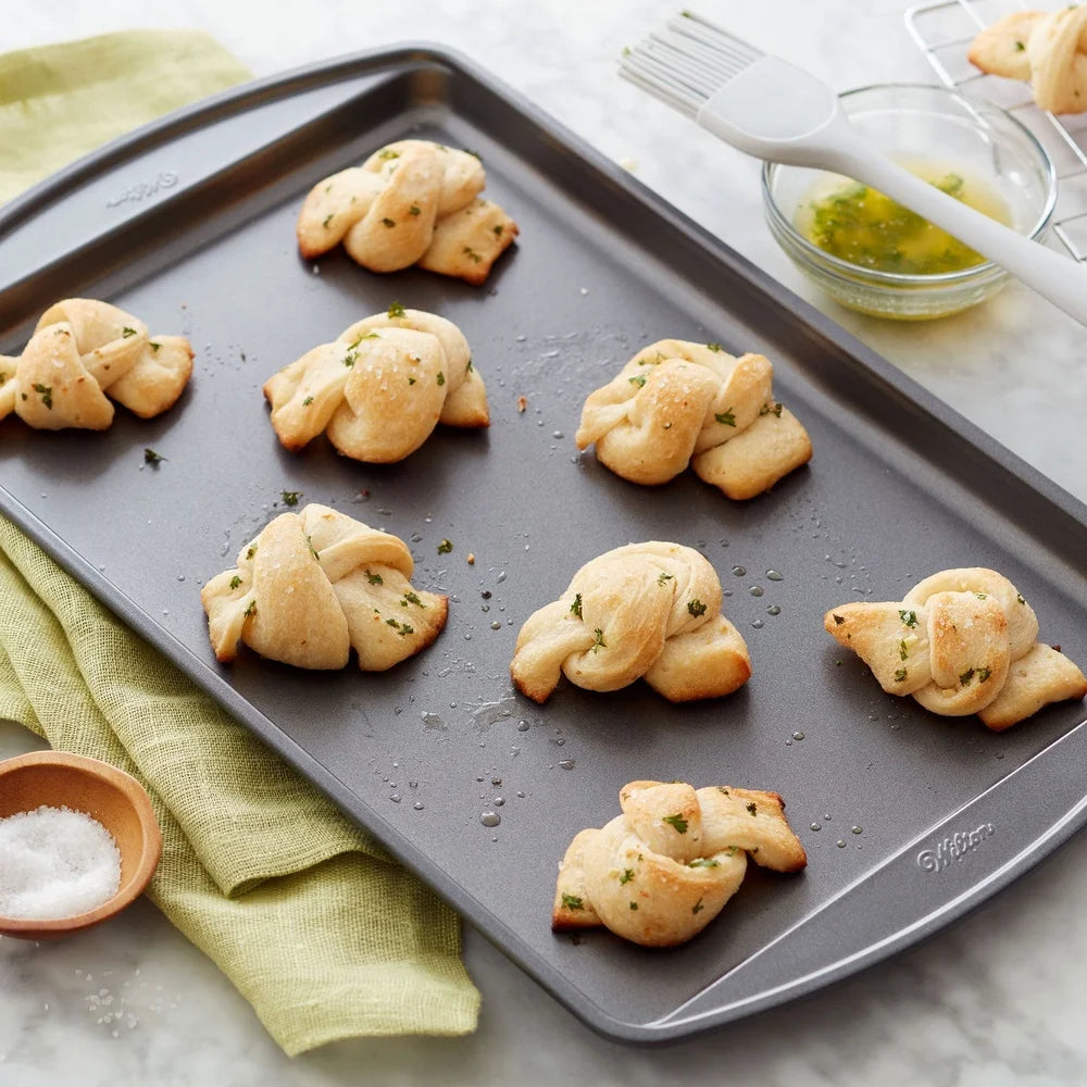3-Piece Non-Stick Baking Sheet Set: Perfect for Cookies & More!