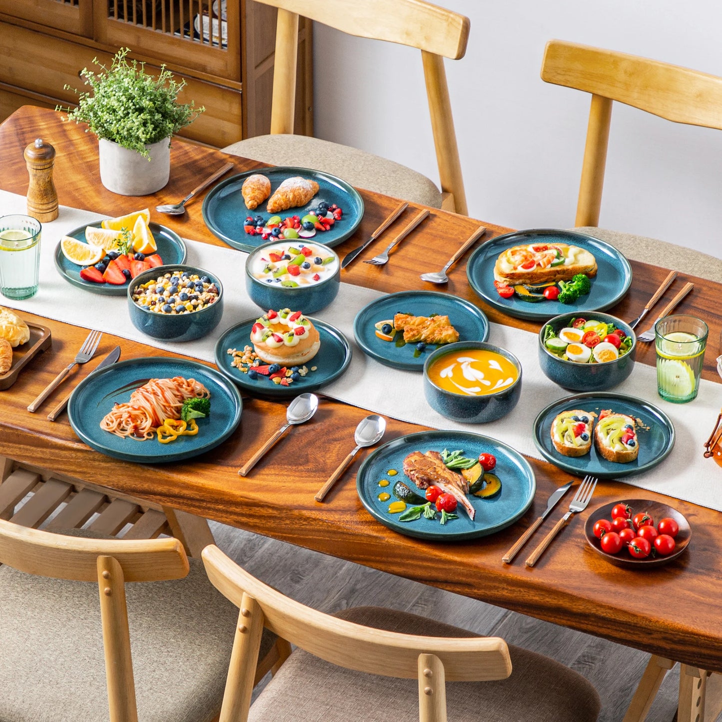 Malacasa 18/36-Piece Teal Ceramic Dinnerware Set - Elegant Reactive Glaze