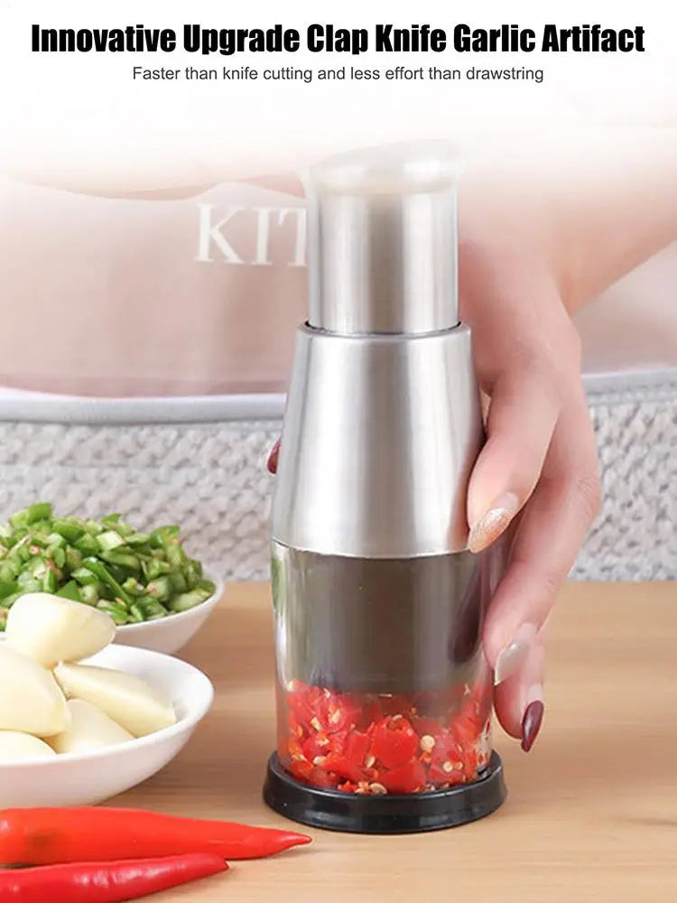 Effortless Garlic Chopper: Instant Mincing, No Tears!