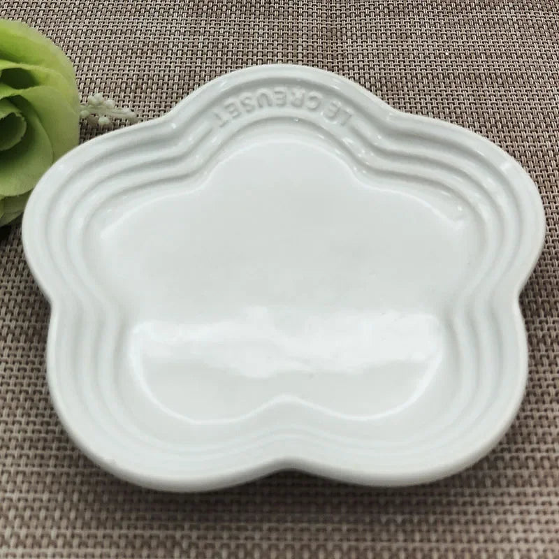Charming Blossom Ceramic Dish - 5.5 Inch Flower Plate