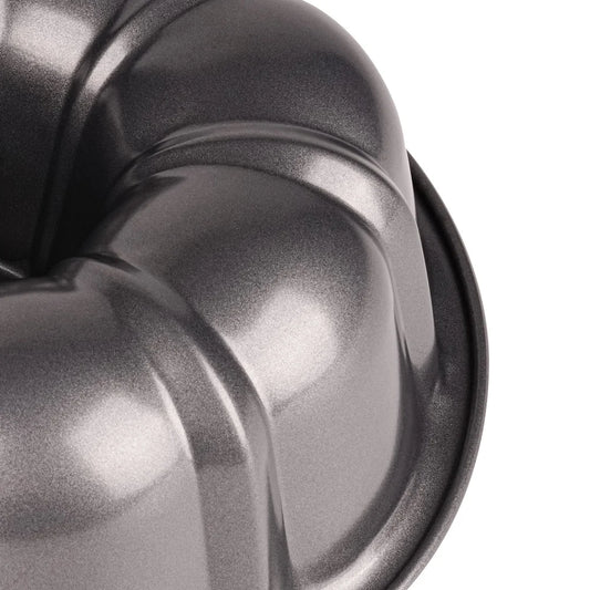 10" Fluted Carbon Steel Cake Pan - Non-Stick Baking Perfection