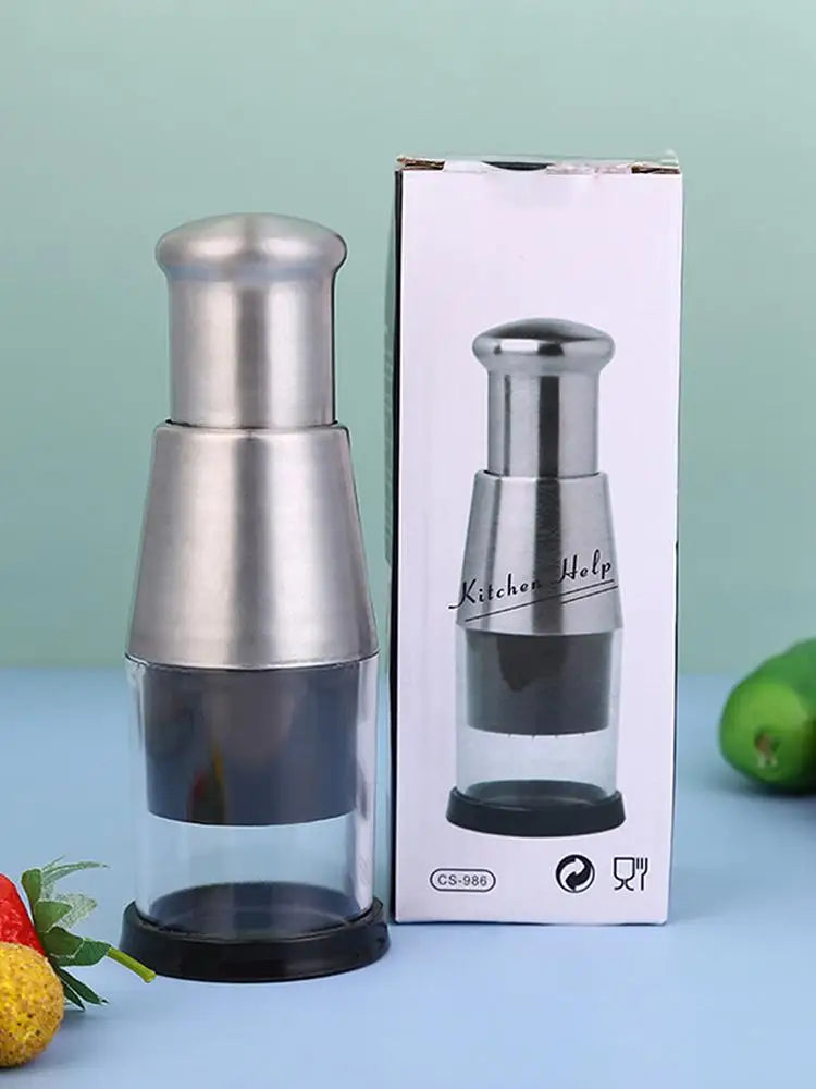 Effortless Garlic Chopper: Instant Mincing, No Tears!