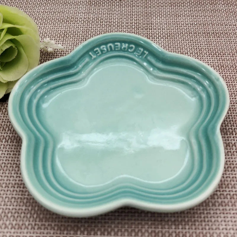 Charming Blossom Ceramic Dish - 5.5 Inch Flower Plate