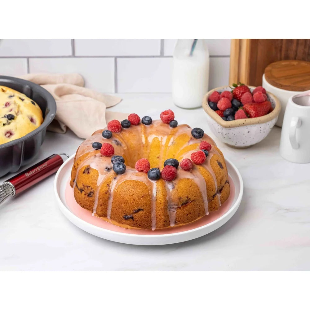 10" Fluted Carbon Steel Cake Pan - Non-Stick Baking Perfection
