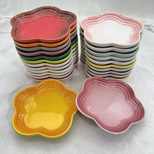 Charming Blossom Ceramic Dish - 5.5 Inch Flower Plate